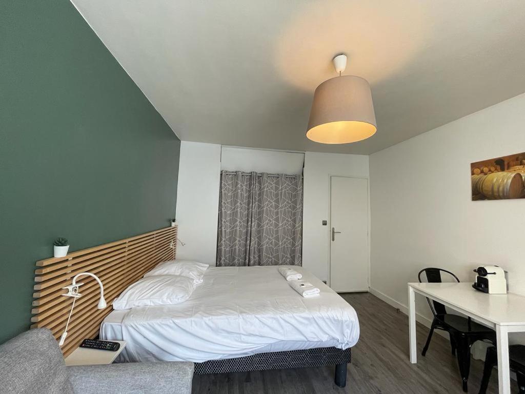 Quartier St Genes Apartment บอร์โด ภายนอก รูปภาพ